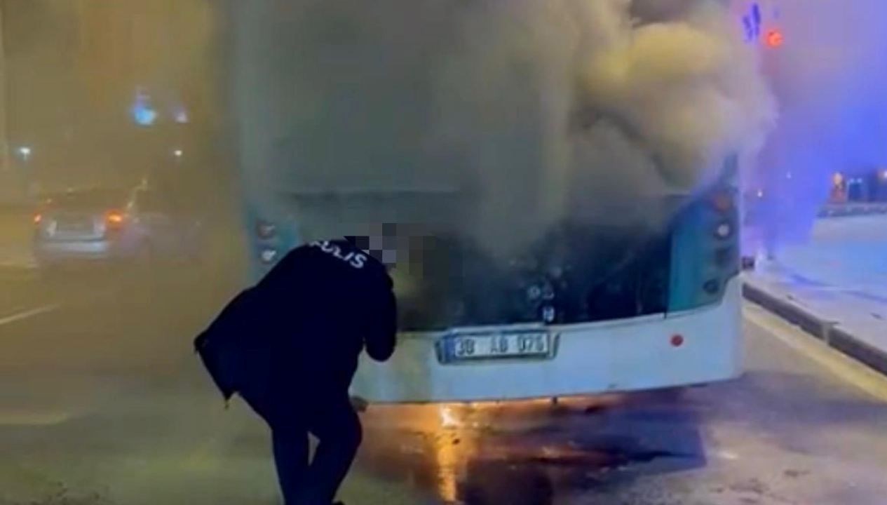 otobus yanginina polis mudahalesi UmaimFnB