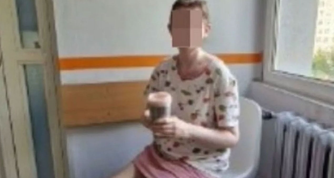 ailesi 27 yil boyunca bir odada hapis tuttu annesinin ilk sozleri kan dondurdu kcgxkkal.jpg