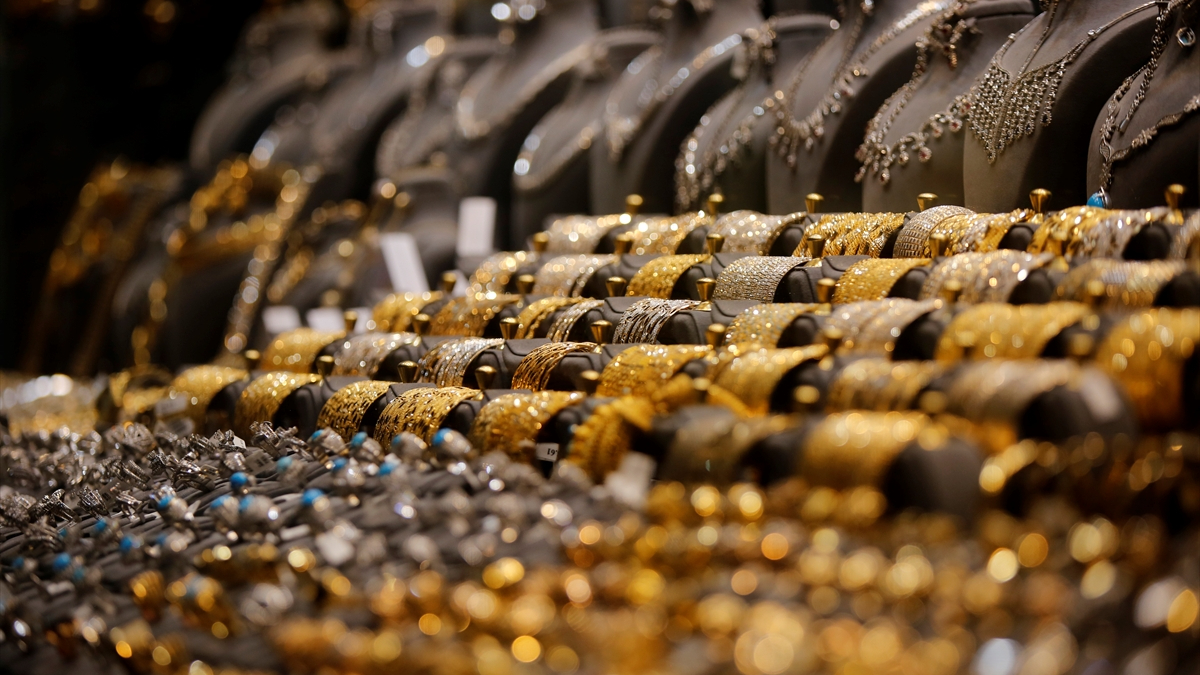 altin fiyatlarindaki dusus kmktpye yansidi kilogrami 5 milyon 767 bin lira aSPMZJGF.jpg