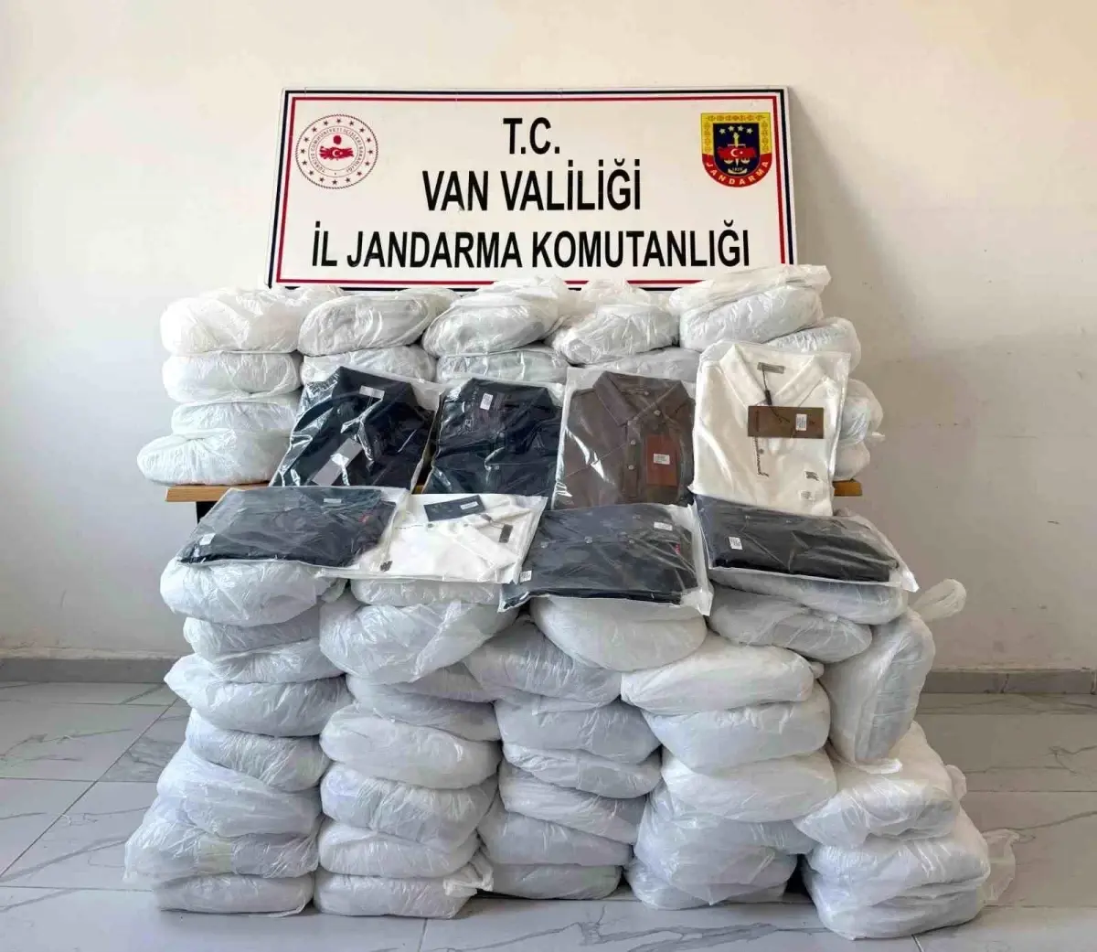 baskalede kacak malzeme ele gecirildi zwJBE85y