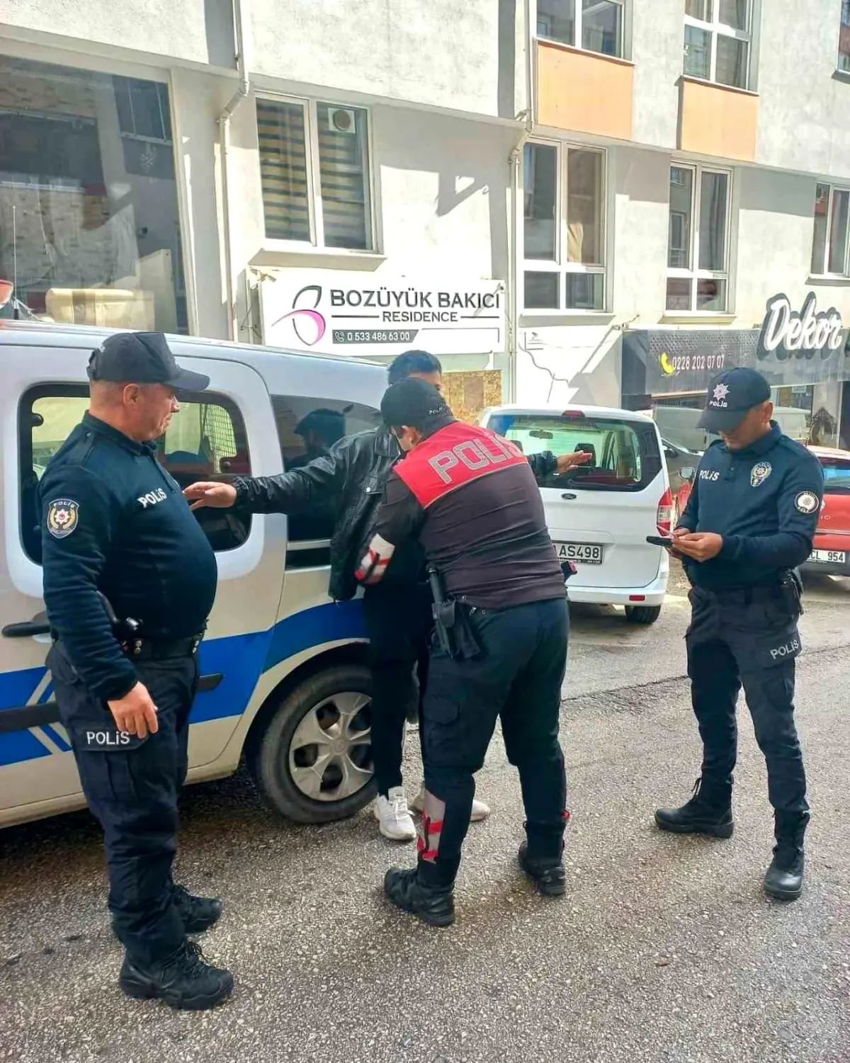 bilecikte huzur operasyonu suruyor XHFePCfS