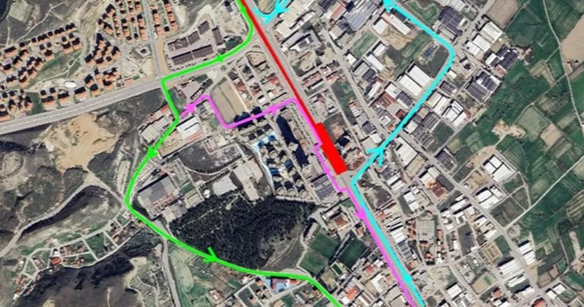 denizlide menderes bulvari trafige kapaniyor yZ2Ree6v.webp