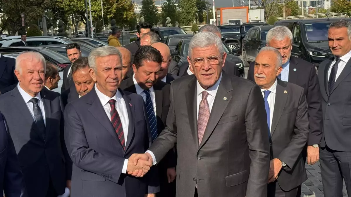 iyi parti genel baskani dervisoglu mansur yavasi ziyaret etti S9ZqFrGu.jpg