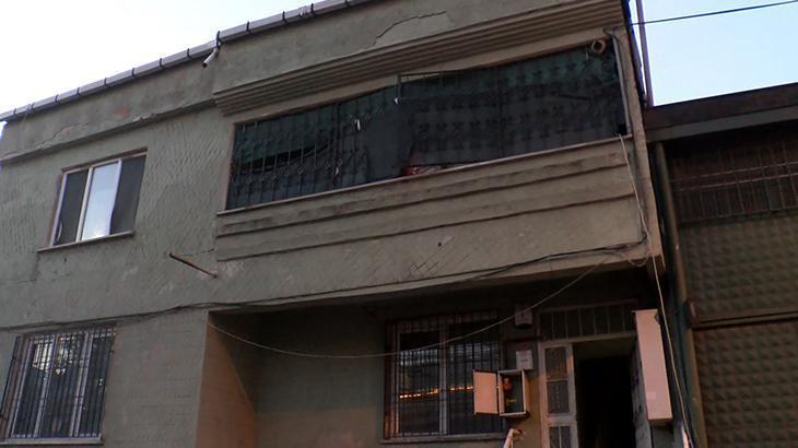 kucukcekmecede termosifon patlamasi 2 kisi yarali wsK2M6lx.jpg