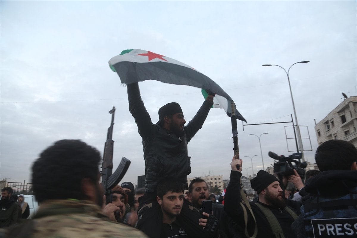 Gazeteciler Olay Yerinde