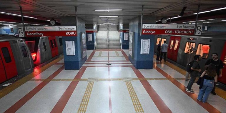 ankaralilar-dikkat-metro-seferleri-durduruldu-juKPumx8